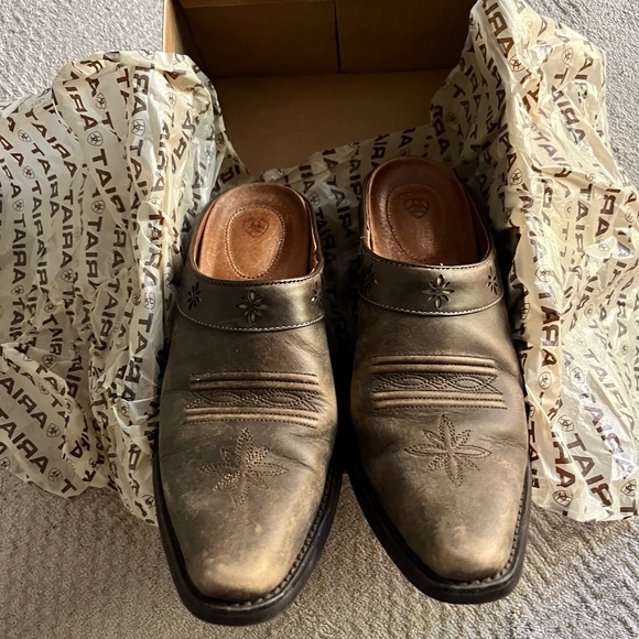 Ariat Western style leather mules - Picture 1 of 6